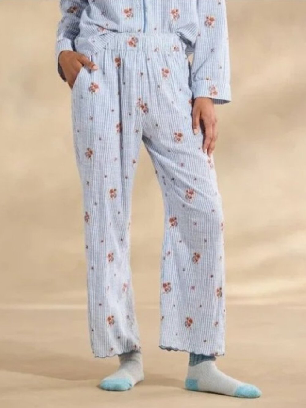 Sundance Sweet Dreamer Embroidered Floral Pajama Pants in Blue/White–Size Medium